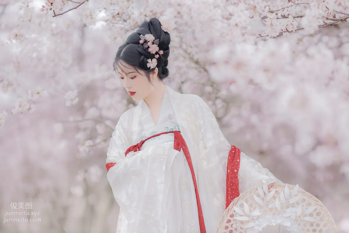 Tong Tong: YiTuYu photo 17