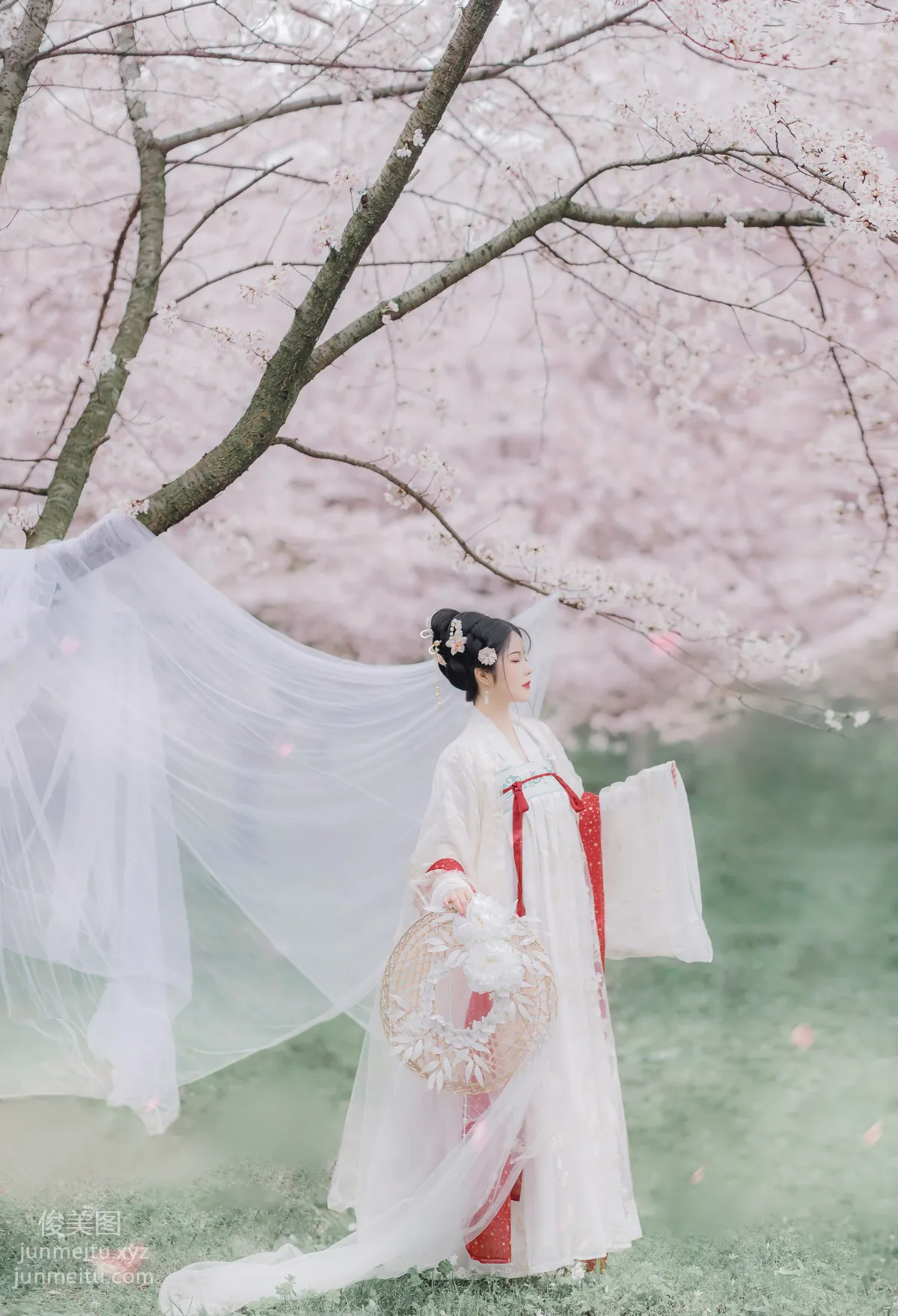 Tong Tong: YiTuYu photo 23