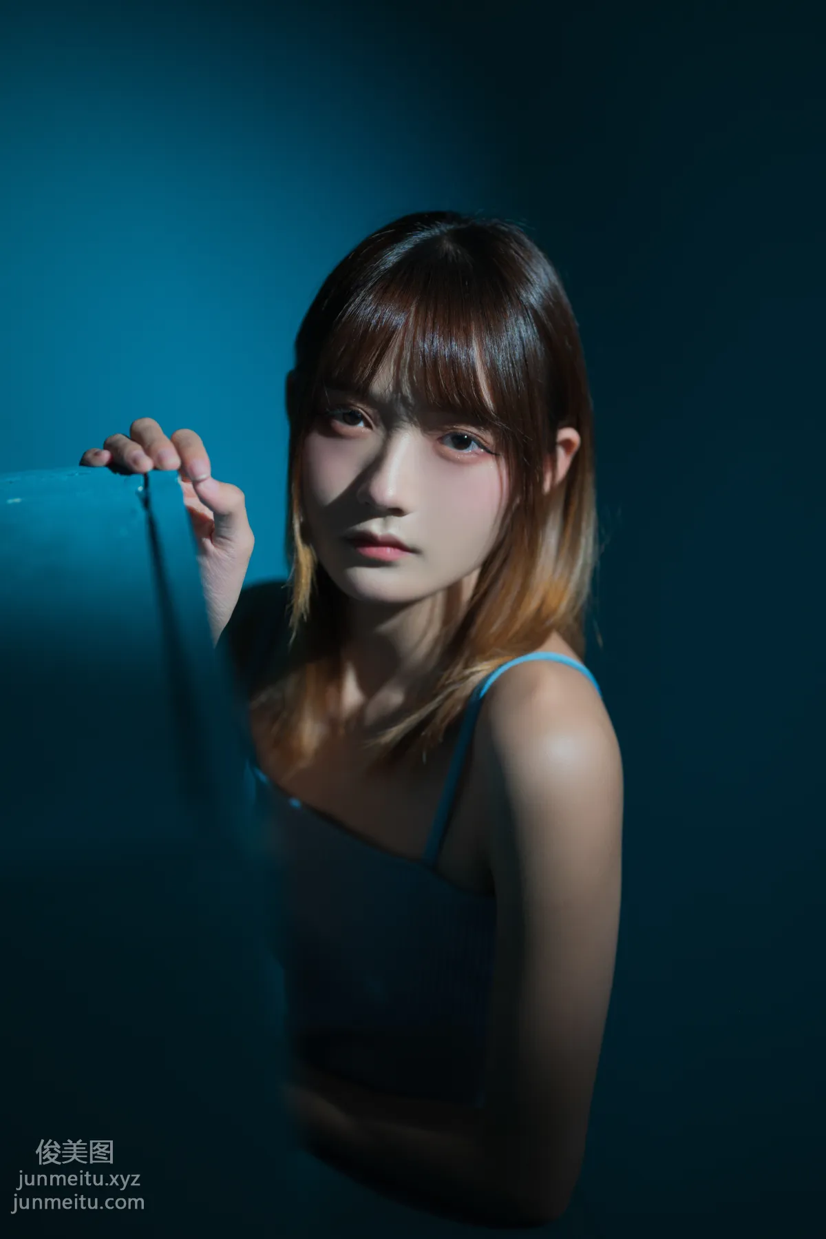 [YiTuYu] 2022.06.08 Depressed Blue Room, Tuzi Zzz Buchi Huluo Bo photo 4