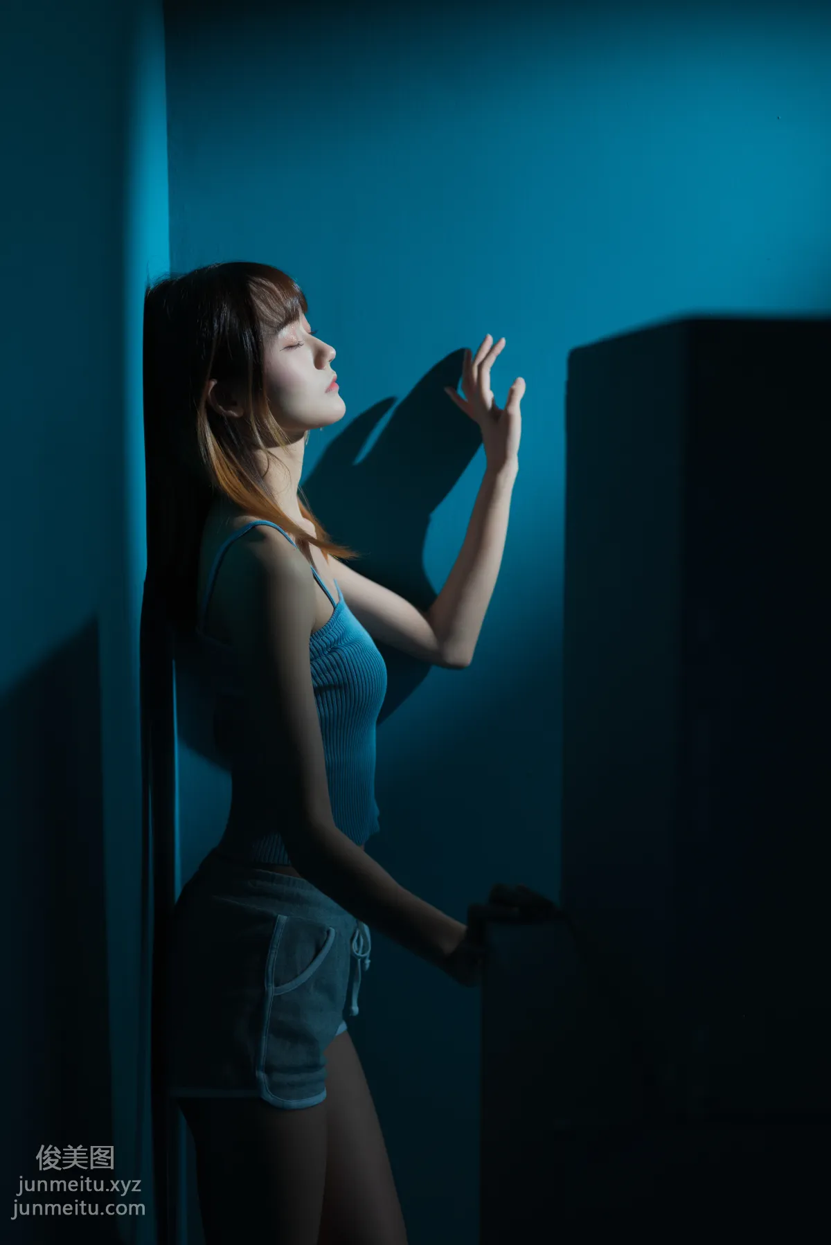 [YiTuYu] 2022.06.08 Depressed Blue Room, Tuzi Zzz Buchi Huluo Bo photo 12