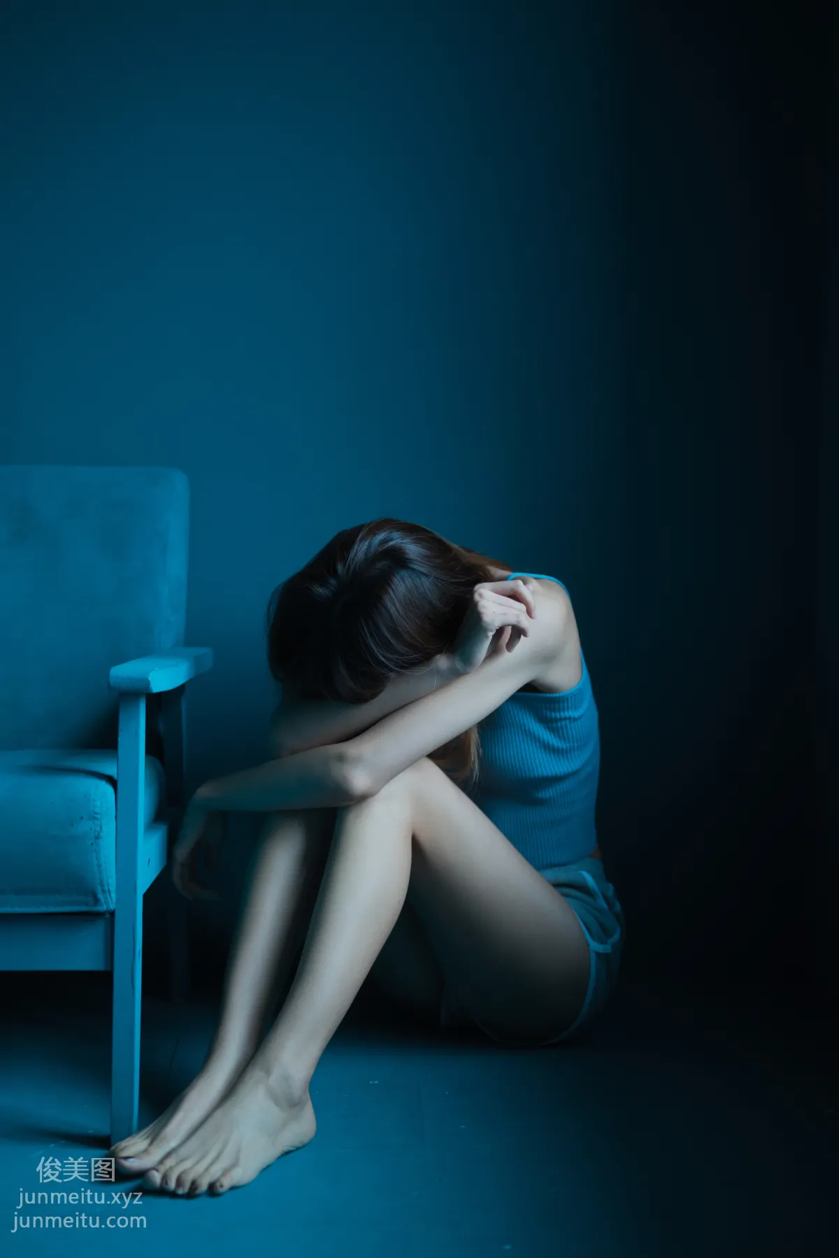 [YiTuYu] 2022.06.08 Depressed Blue Room, Tuzi Zzz Buchi Huluo Bo photo 19