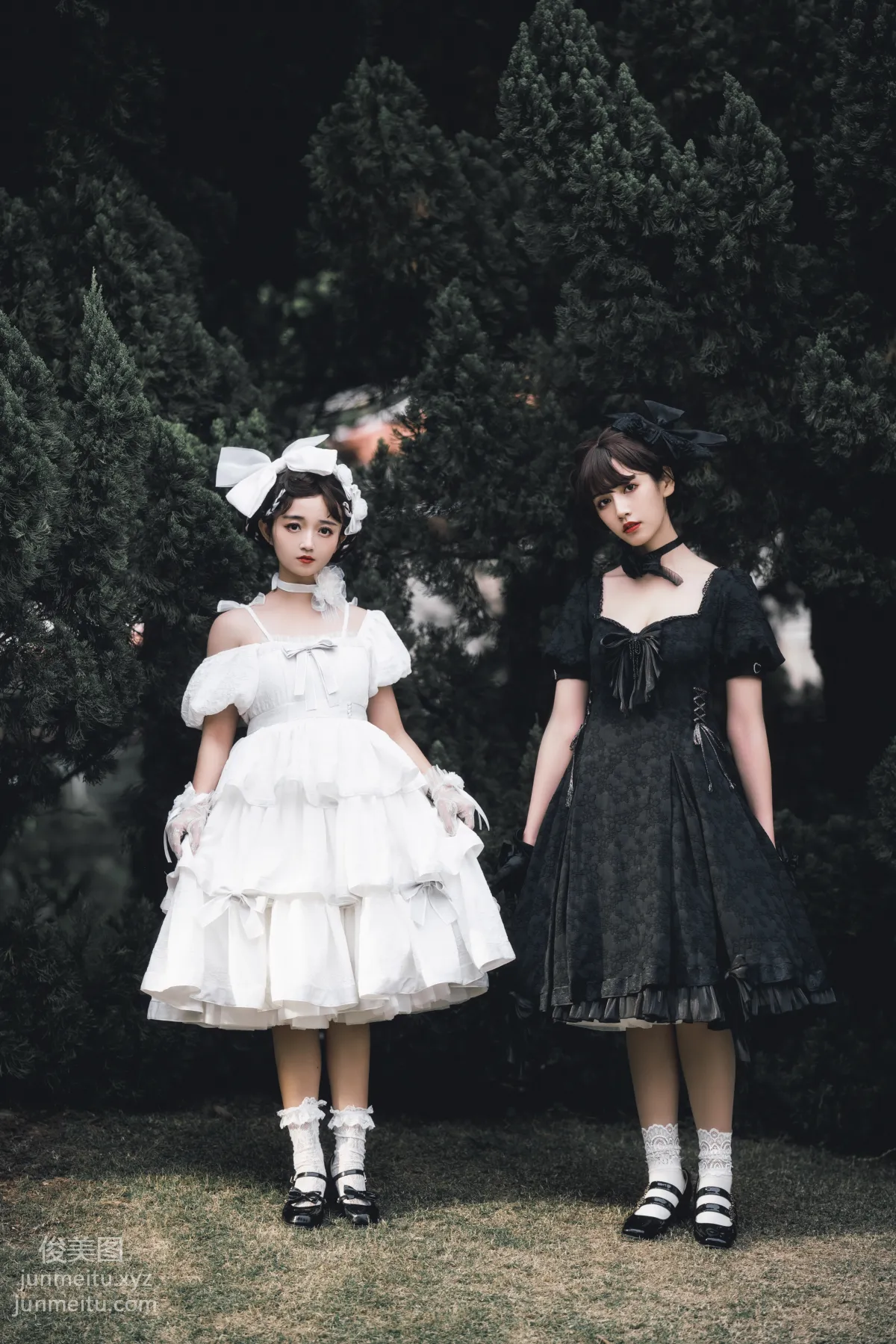 [YiTuYu] 2022.06.08 Black and White Twins, Guanguan Zhizhu w photo 9