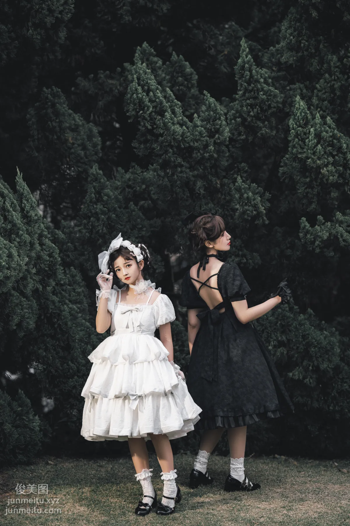 [YiTuYu] 2022.06.08 Black and White Twins, Guanguan Zhizhu w photo 11