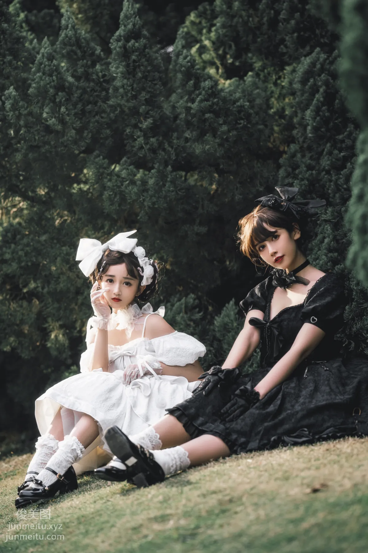 [YiTuYu] 2022.06.08 Black and White Twins, Guanguan Zhizhu w photo 13