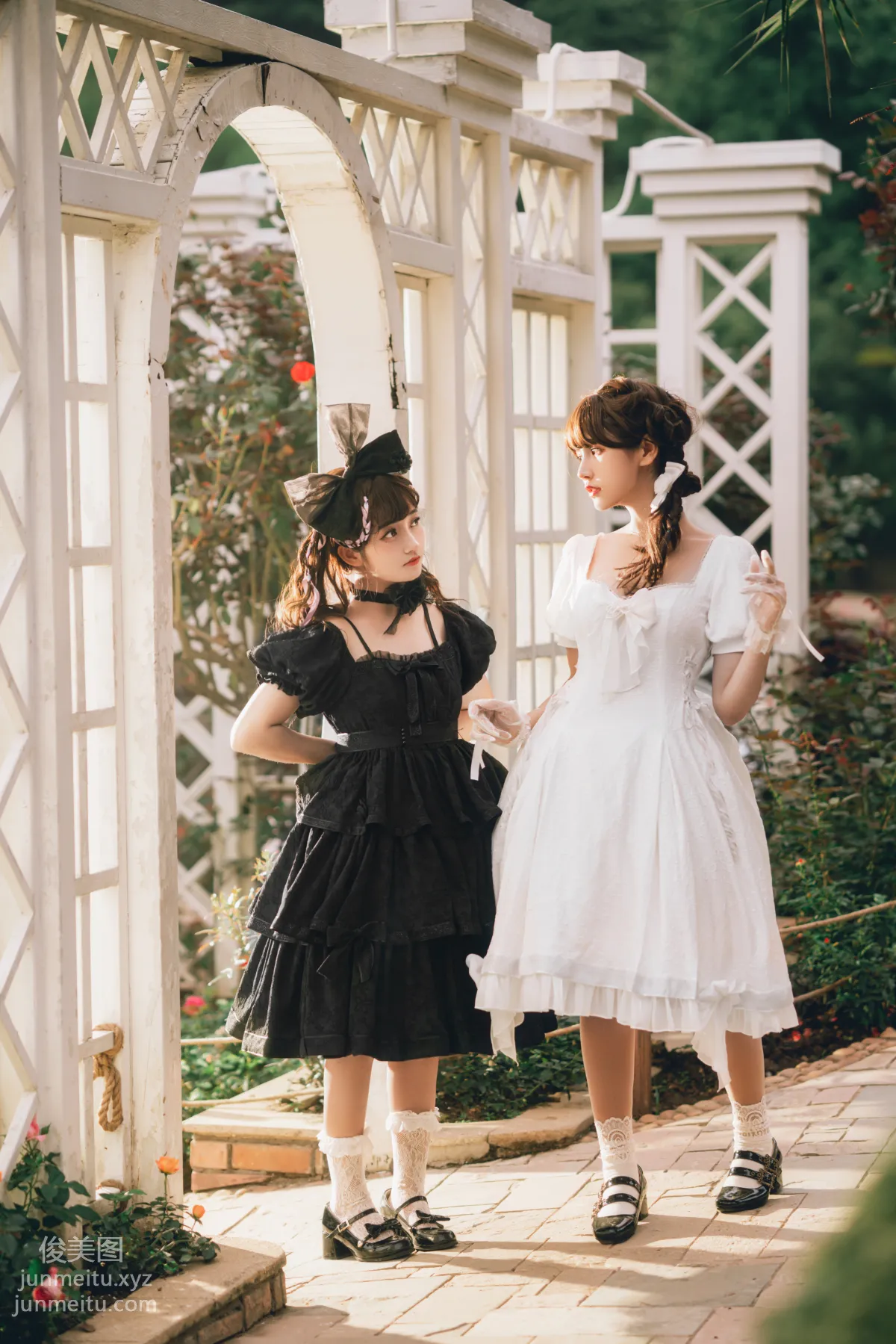 [YiTuYu] 2022.06.08 Black and White Twins, Guanguan Zhizhu w photo 19