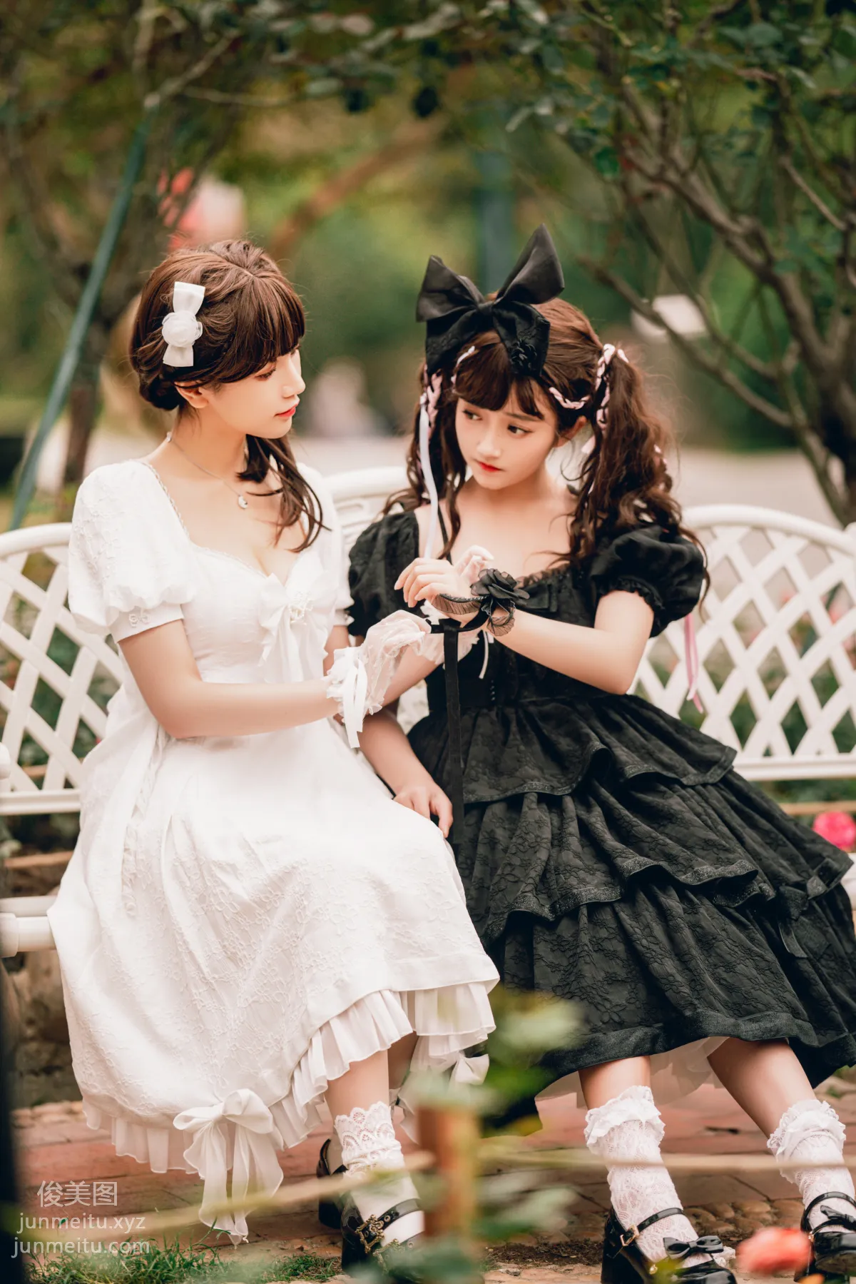 [YiTuYu] 2022.06.08 Black and White Twins, Guanguan Zhizhu w photo 23