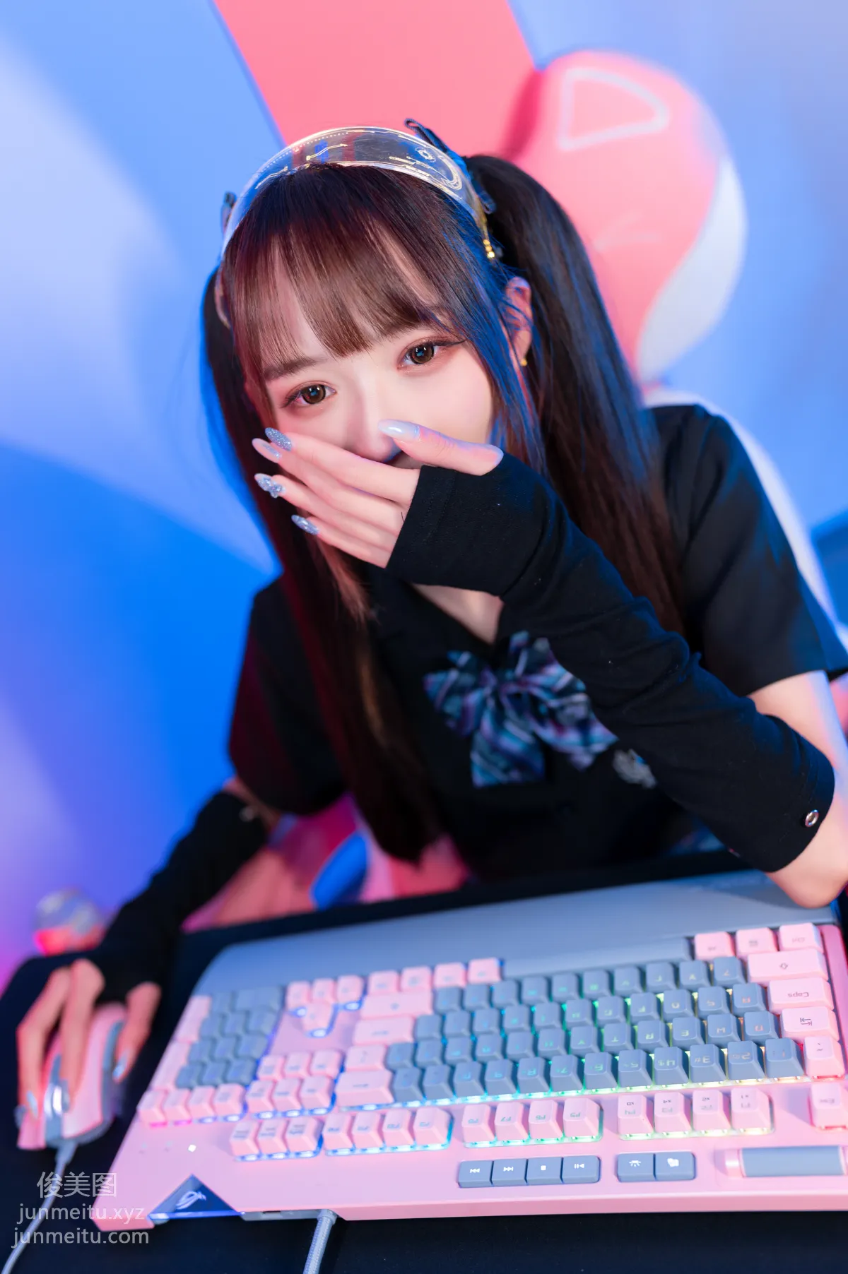 [藝圖語] 2022.06.09 電競少女 兔子Zzz不吃胡蘿蔔 4