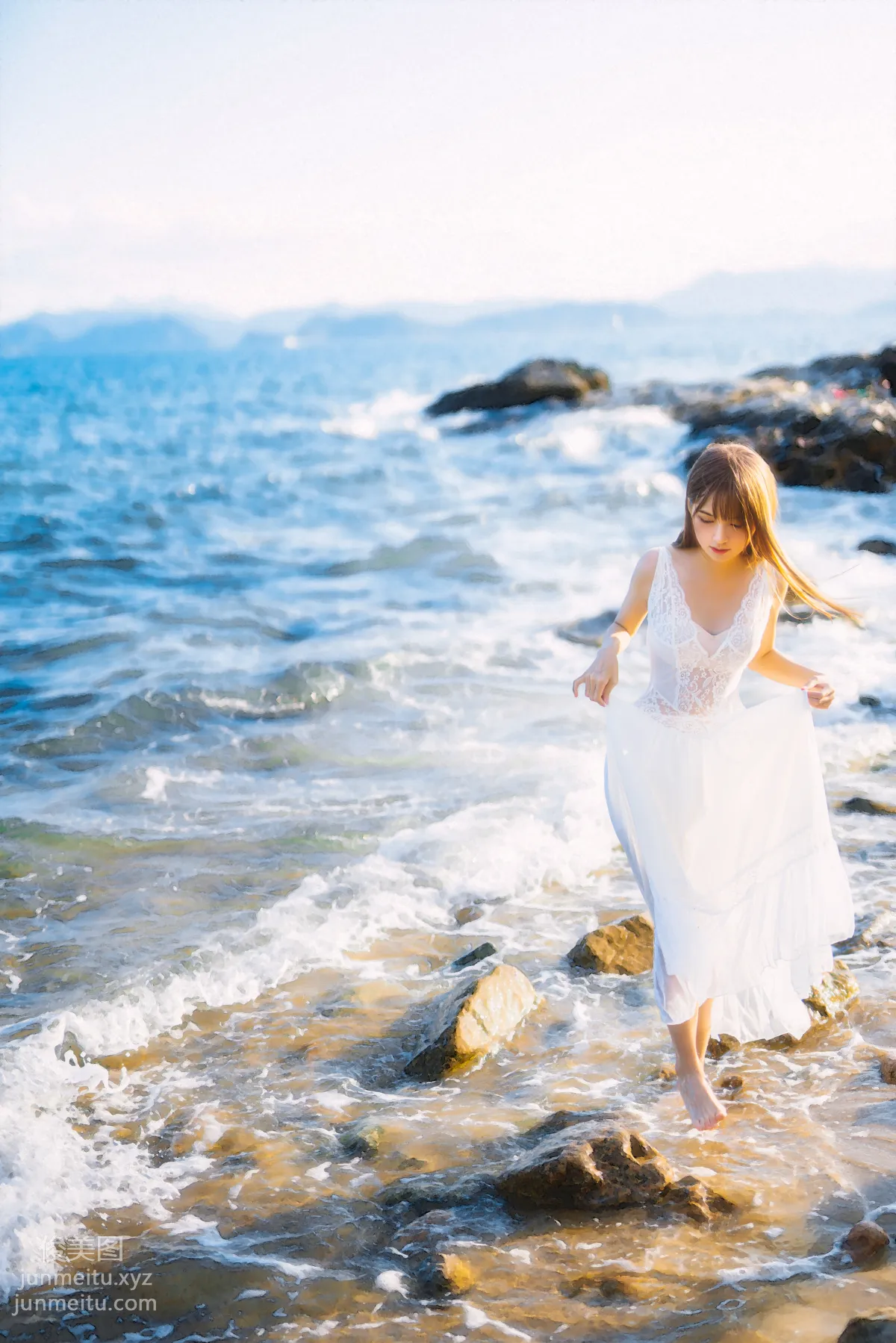 [YiTuYu] 2022.06.16 She Turns and Walks Toward the Sea Xiaoxiaozhi w photo 9