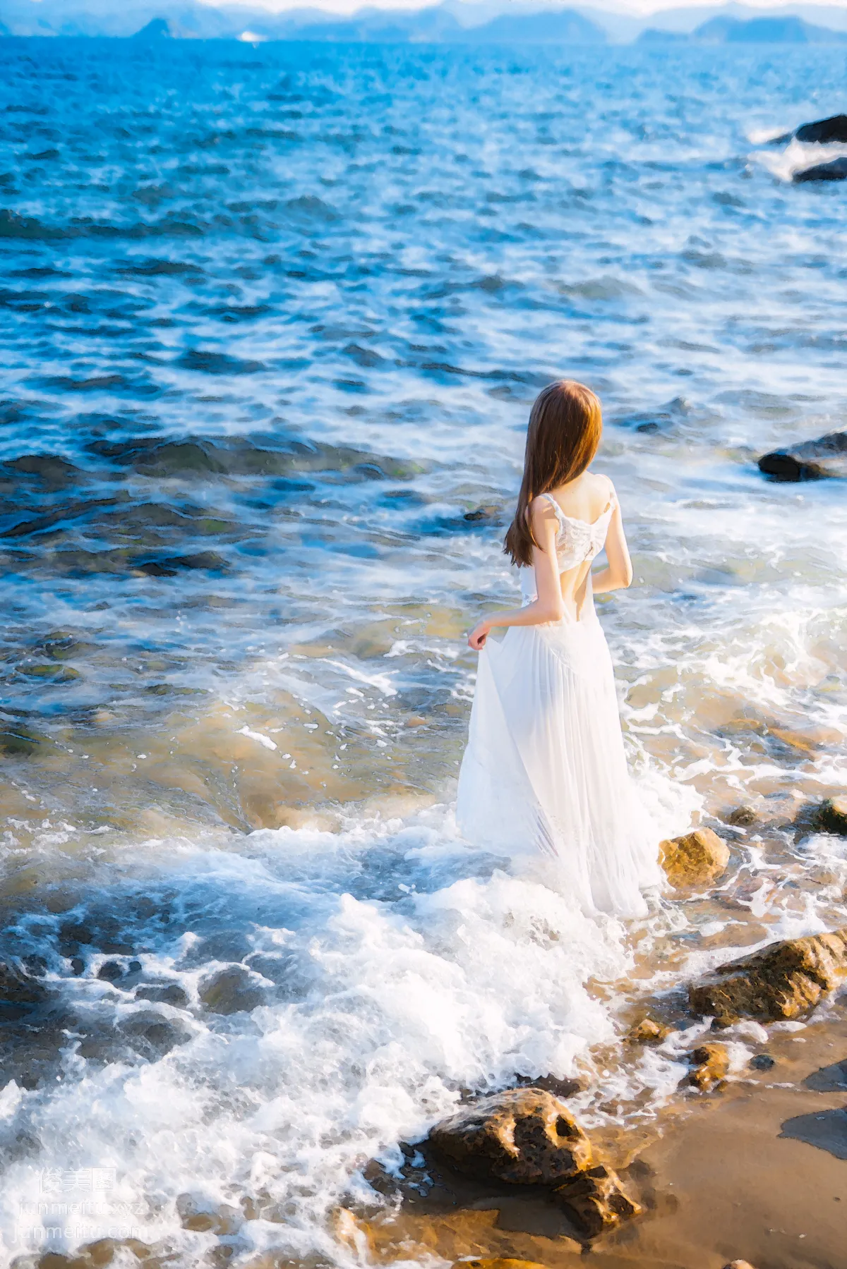 [YiTuYu] 2022.06.16 She Turns and Walks Toward the Sea Xiaoxiaozhi w photo 13