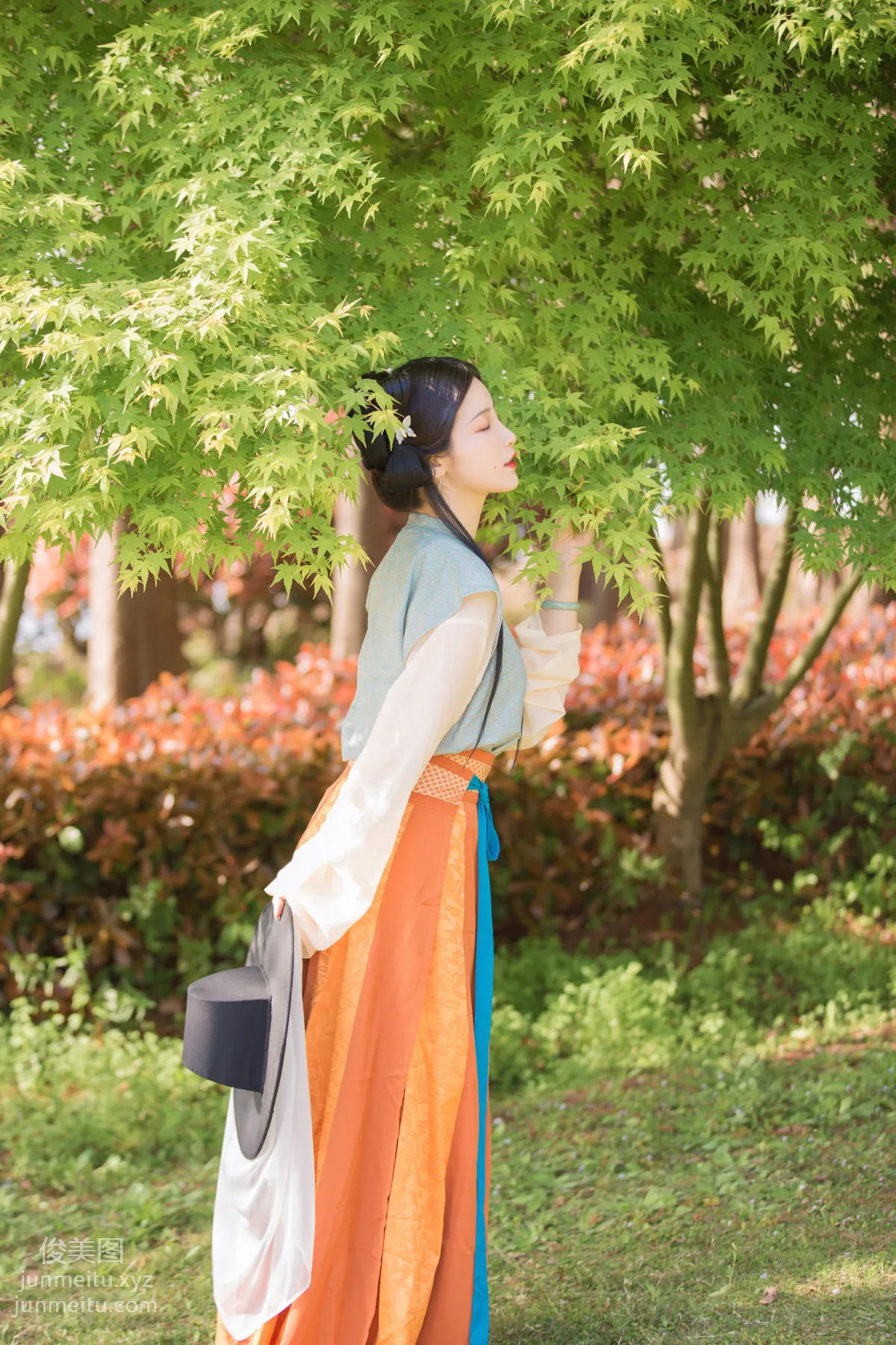 [YiTuYu] 2022.06.20 April Clear and Mild, Rain Just Cleared Woshi Jiner Ya photo 14
