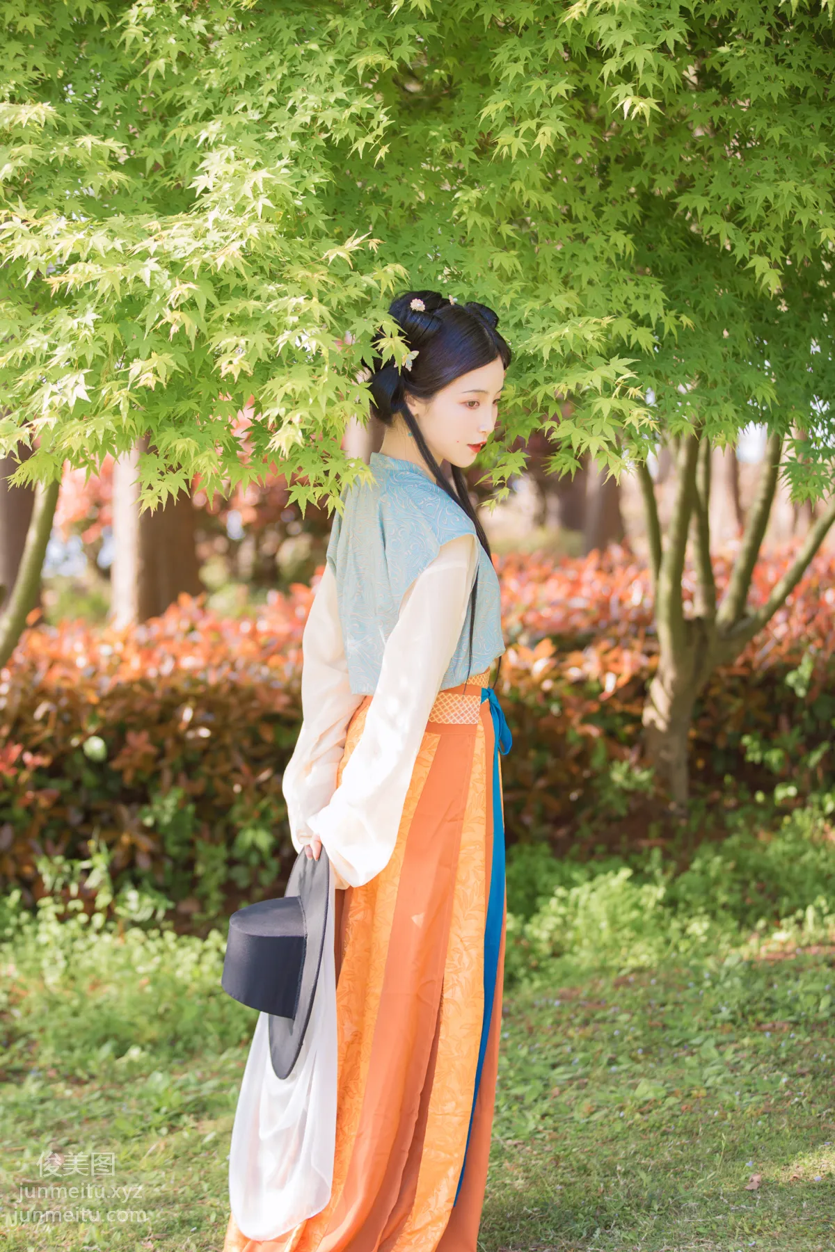 [YiTuYu] 2022.06.20 April Clear and Mild, Rain Just Cleared Woshi Jiner Ya photo 23
