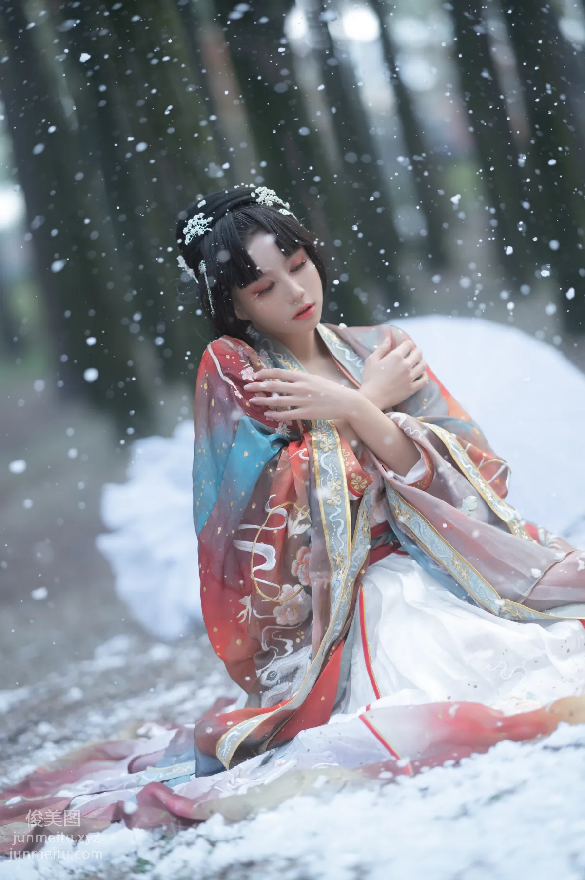 Er Jialiu: YiTuYu photo 5