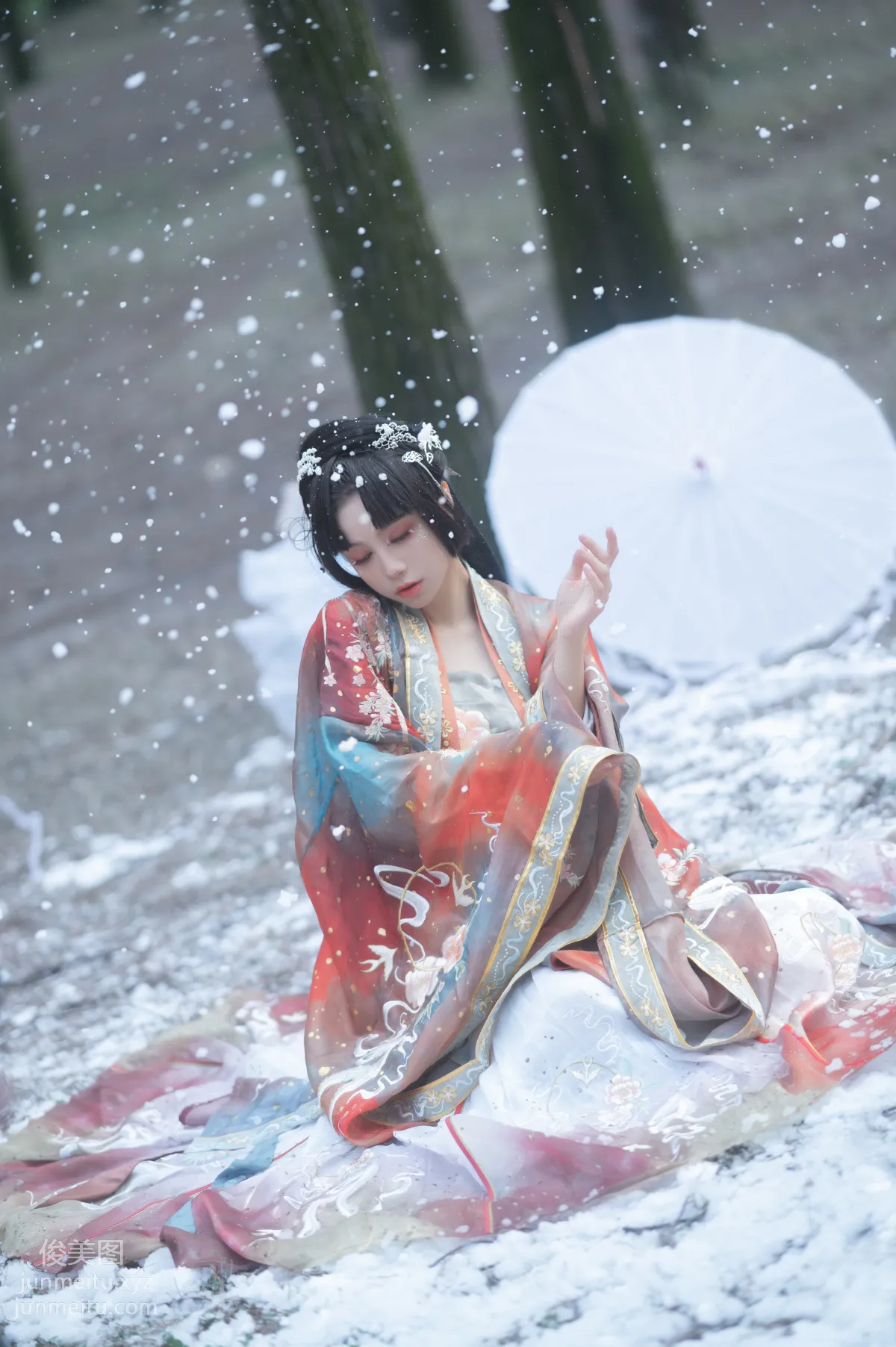 Er Jialiu: YiTuYu photo 22