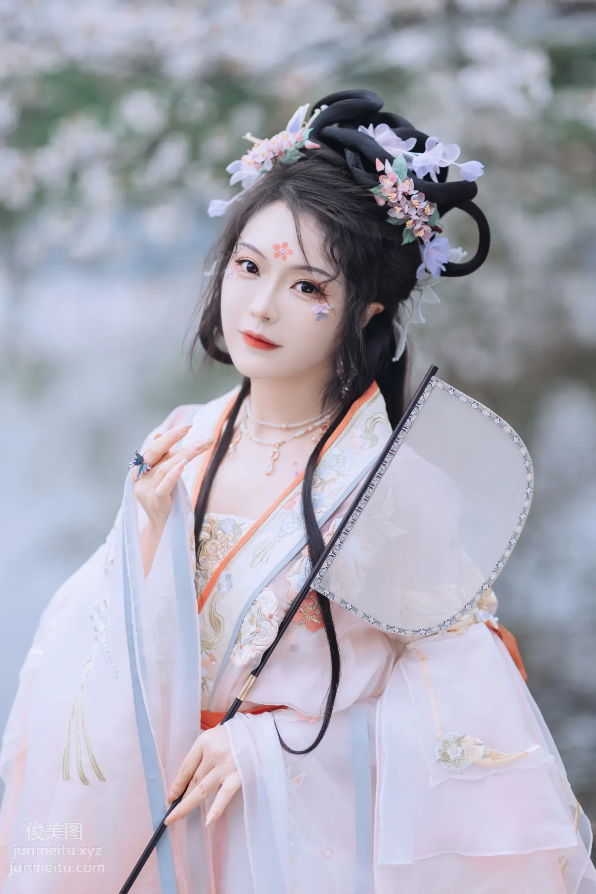 Lulu haley: YiTuYu photo 4