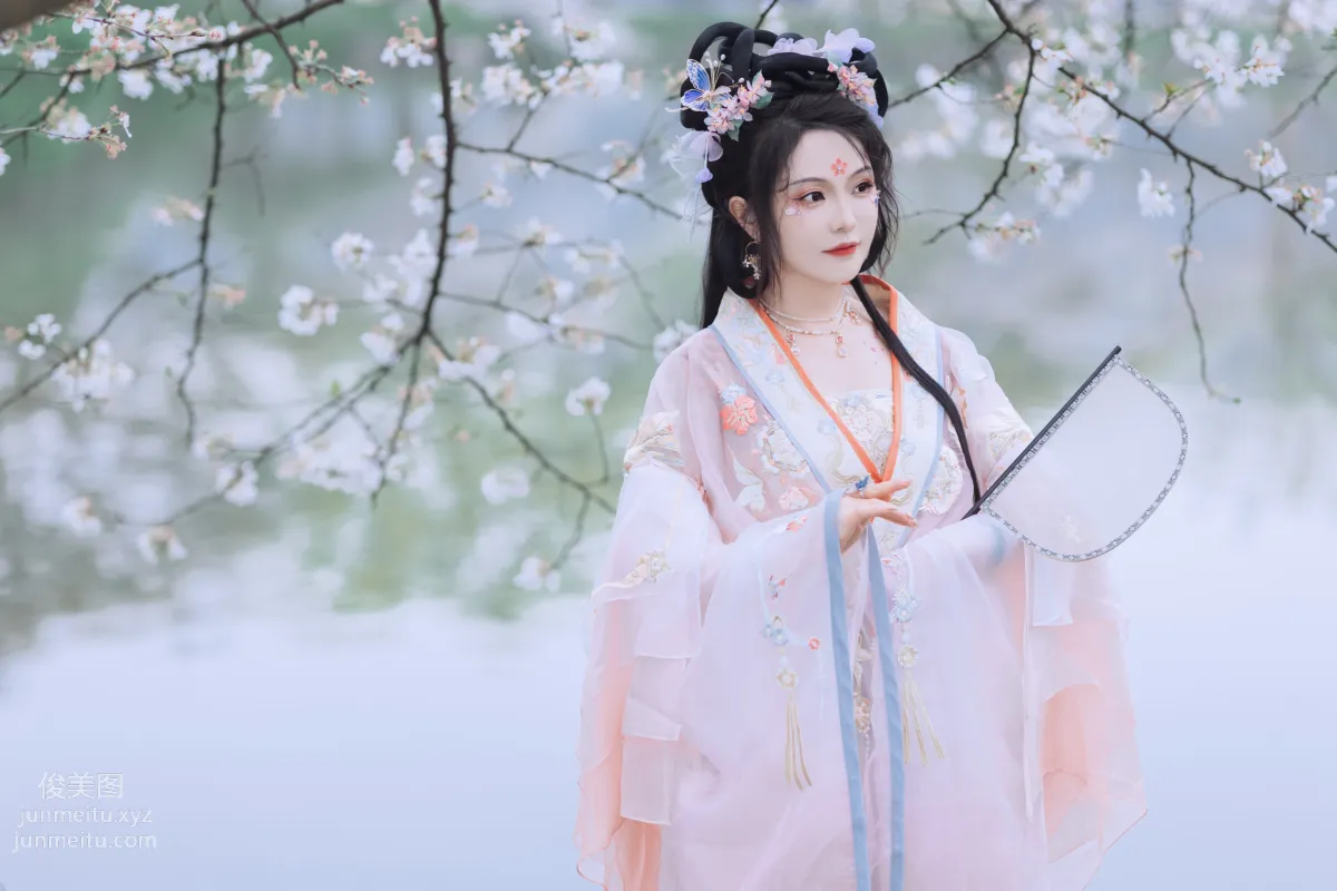 Lulu haley: YiTuYu photo 5