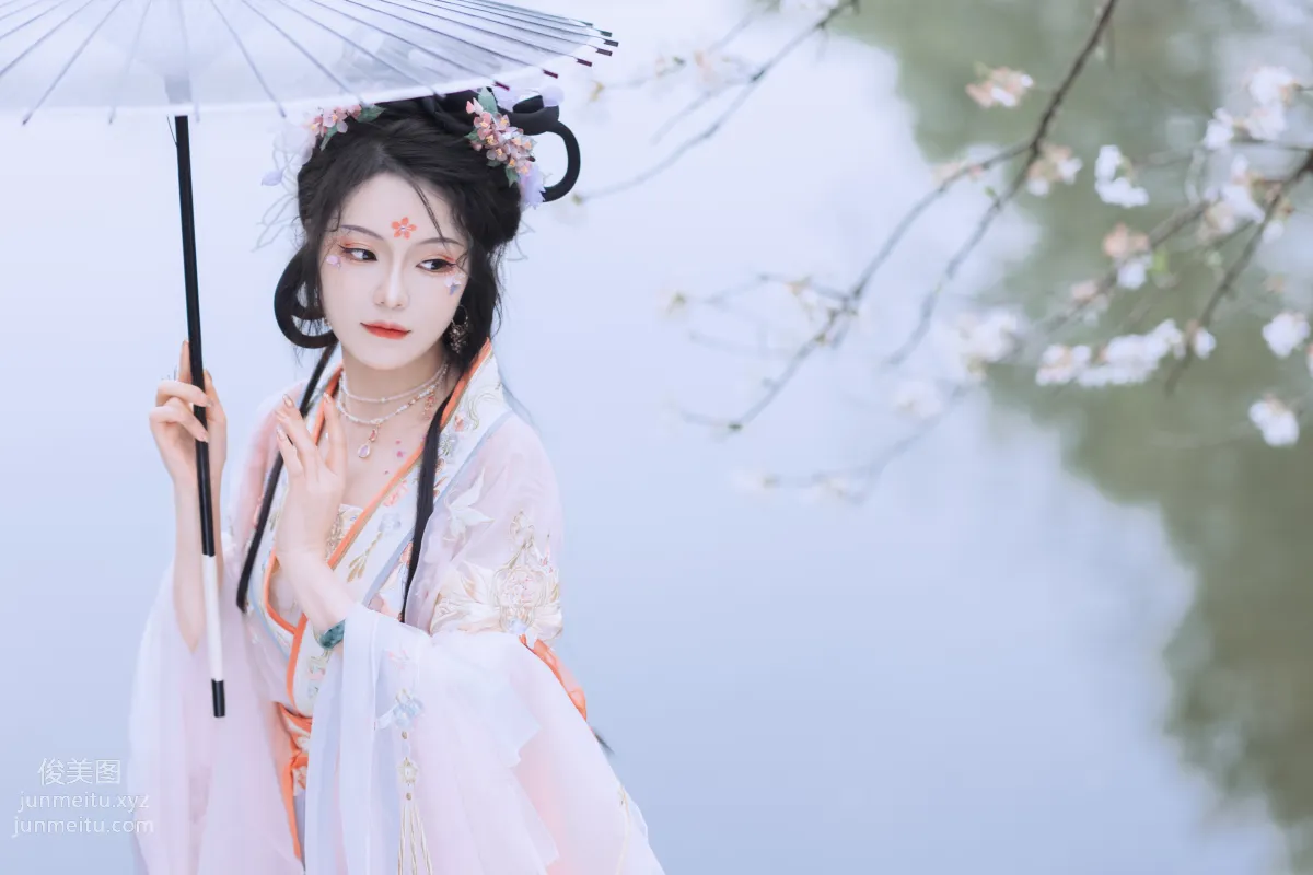 Lulu haley: YiTuYu photo 14