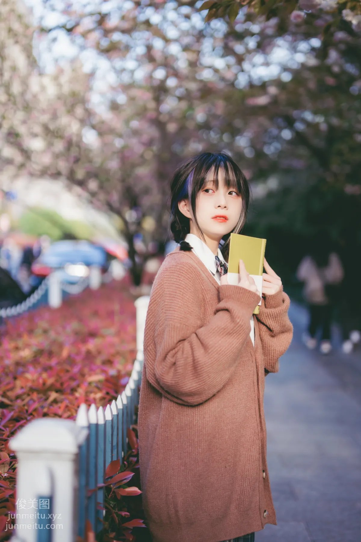 [YiTuYu] 2022.06.24 Want to Blow the Spring Breeze with You in April Qingqing Qinjiu photo 25