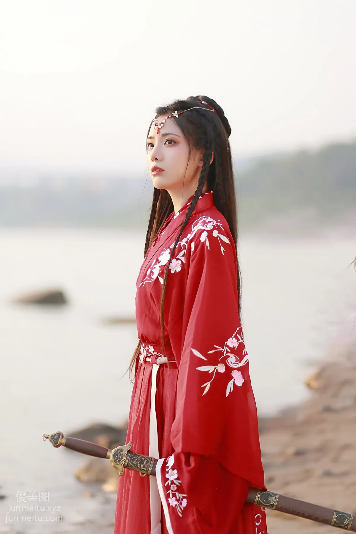Yi Yue: YiTuYu photo 11