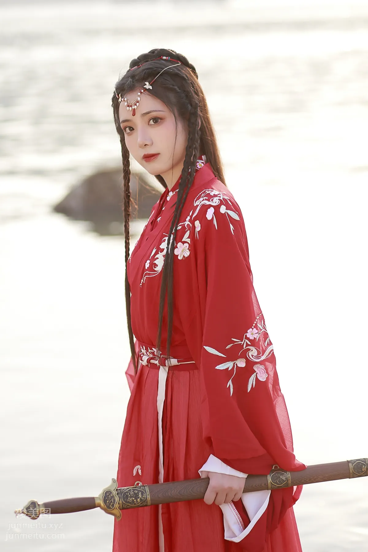 Yi Yue: YiTuYu photo 13