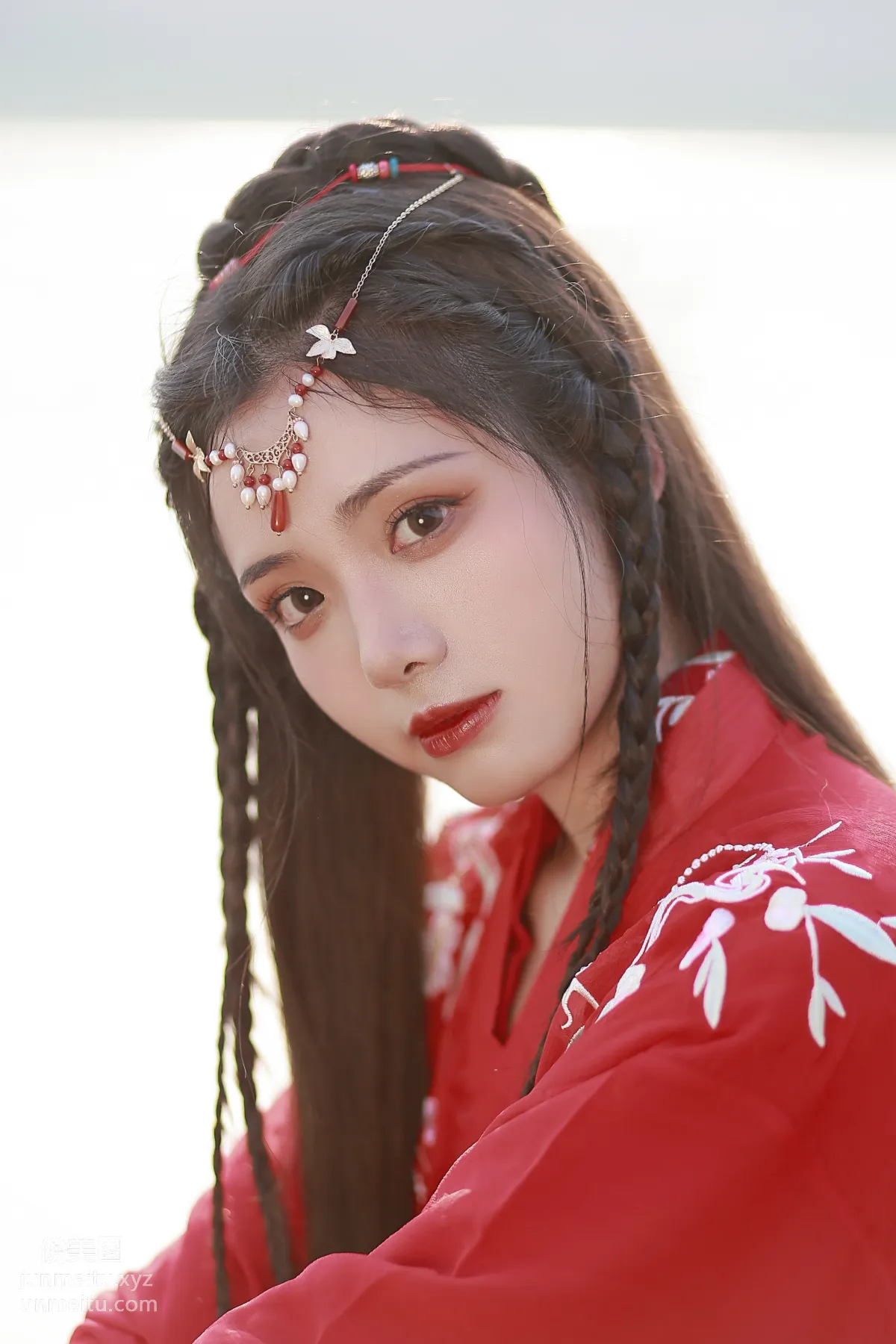 Yi Yue: YiTuYu photo 17