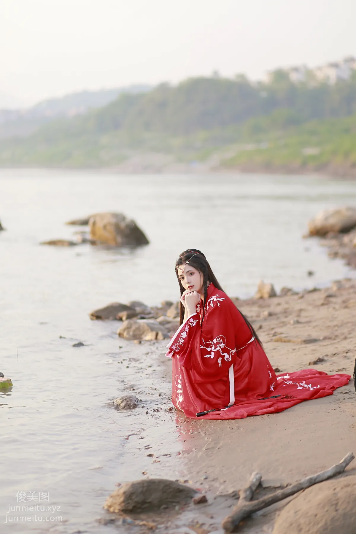 Yi Yue: YiTuYu photo 23