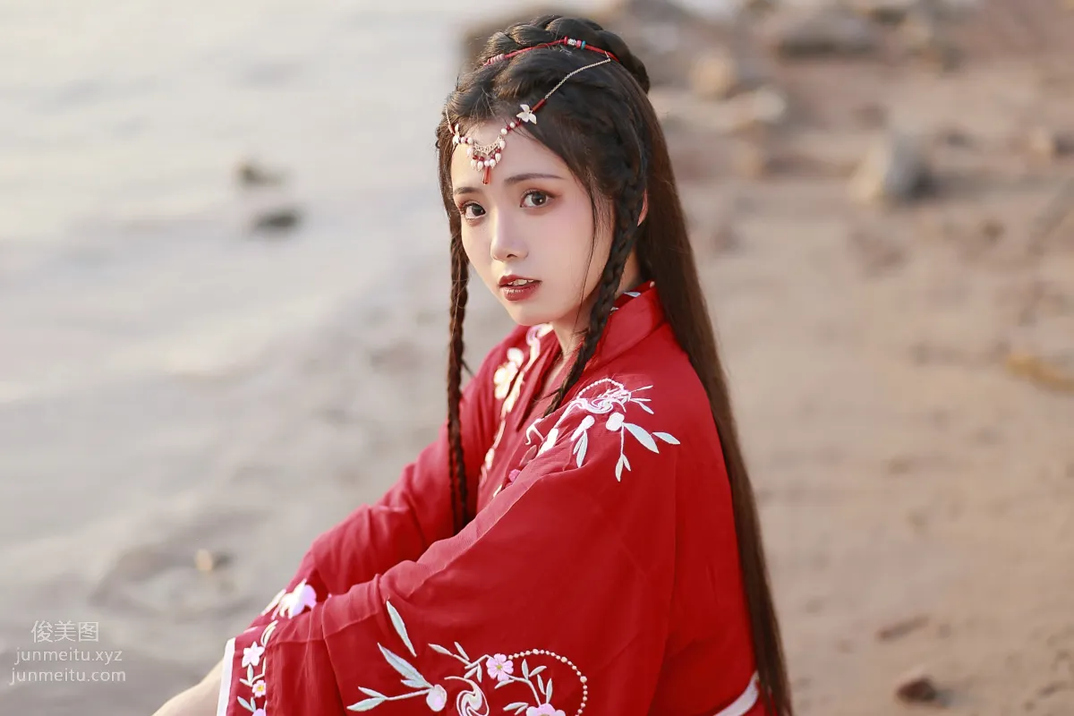 Yi Yue: YiTuYu photo 26