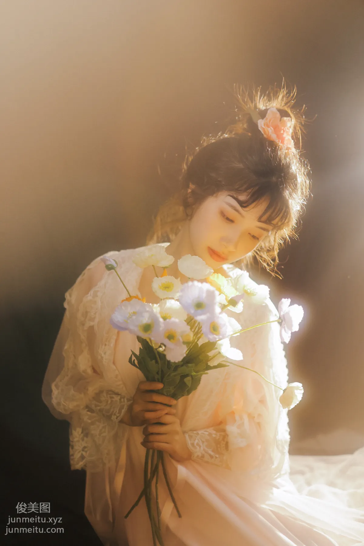 [YiTuYu] 2022.07.03 Light Falls on Your Face, Yizhi Ameng Zai photo 3