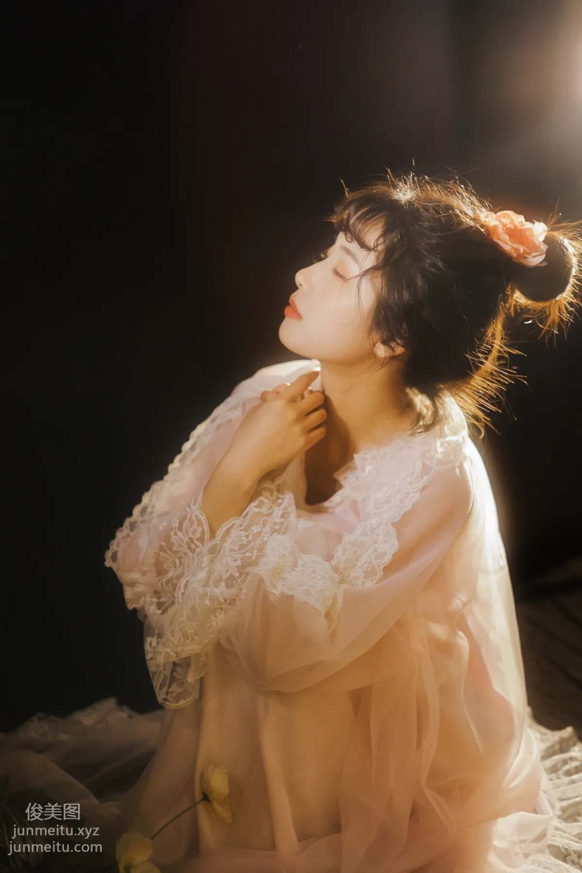 [YiTuYu] 2022.07.03 Light Falls on Your Face, Yizhi Ameng Zai photo 15