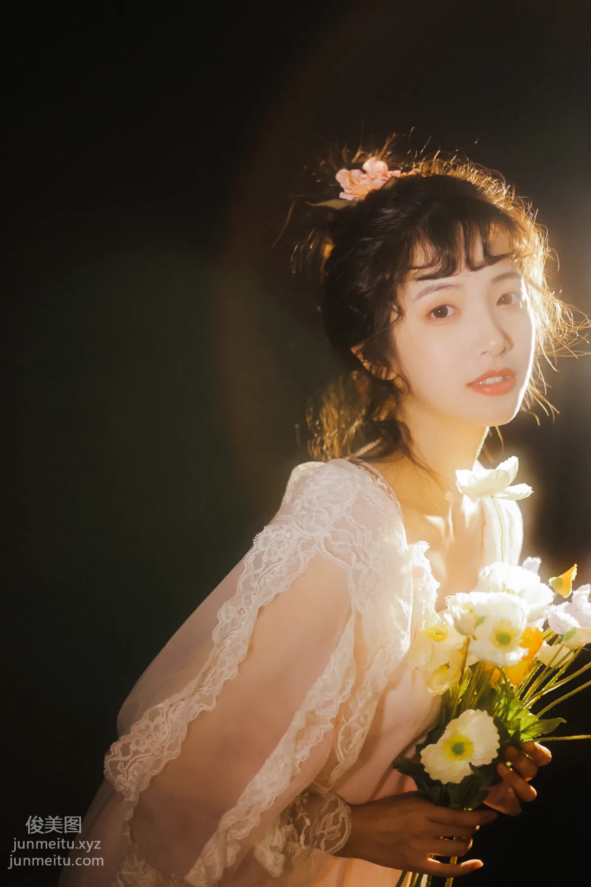 [YiTuYu] 2022.07.03 Light Falls on Your Face, Yizhi Ameng Zai photo 21
