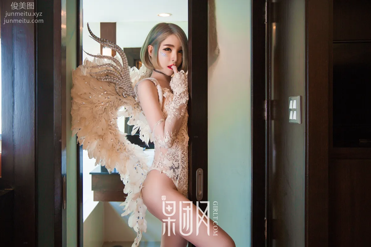 Girlt No. 145 photo 42