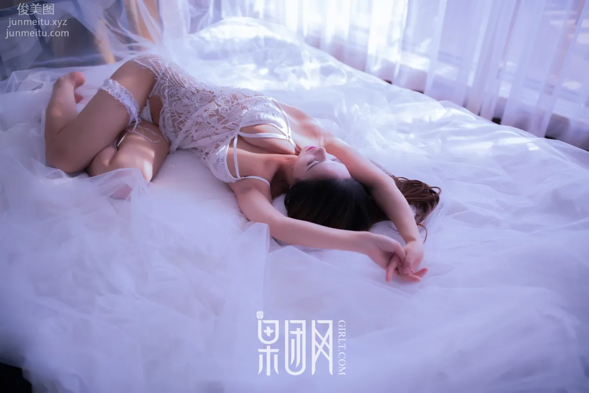 Girlt No. 032 photo 14