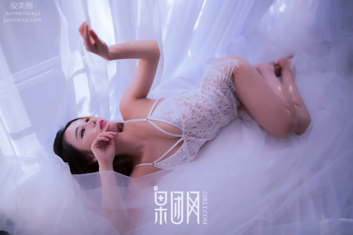Girlt No. 032 photo 40