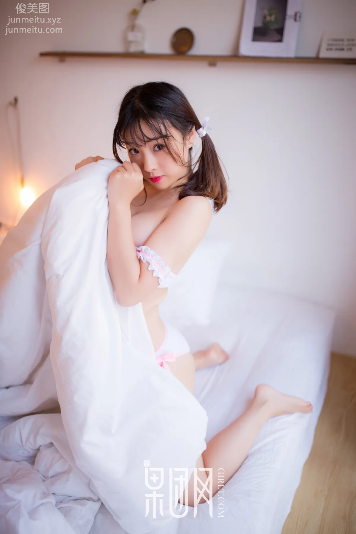 Girlt No. 033 photo 18