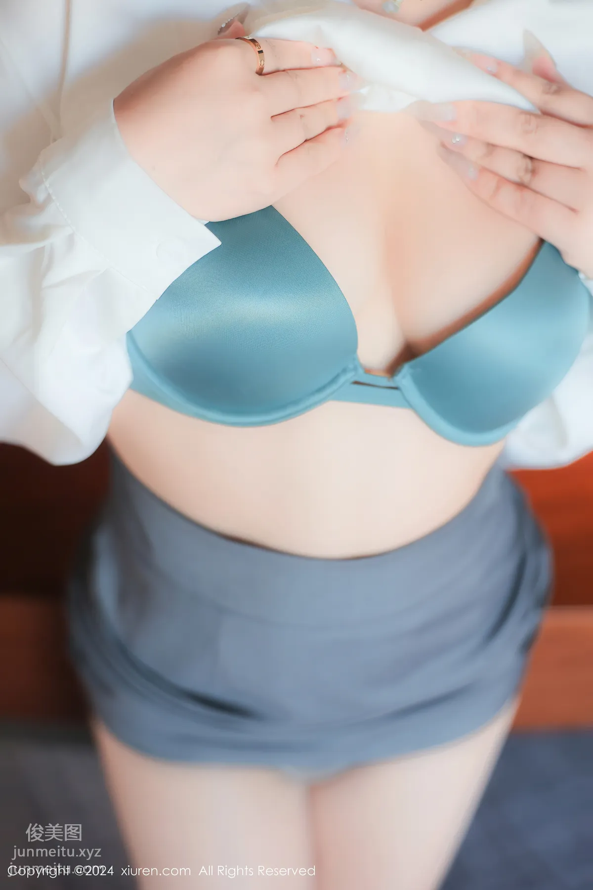 [Xiuren秀人網]2024.08.09 NO.8989 麥田 18
