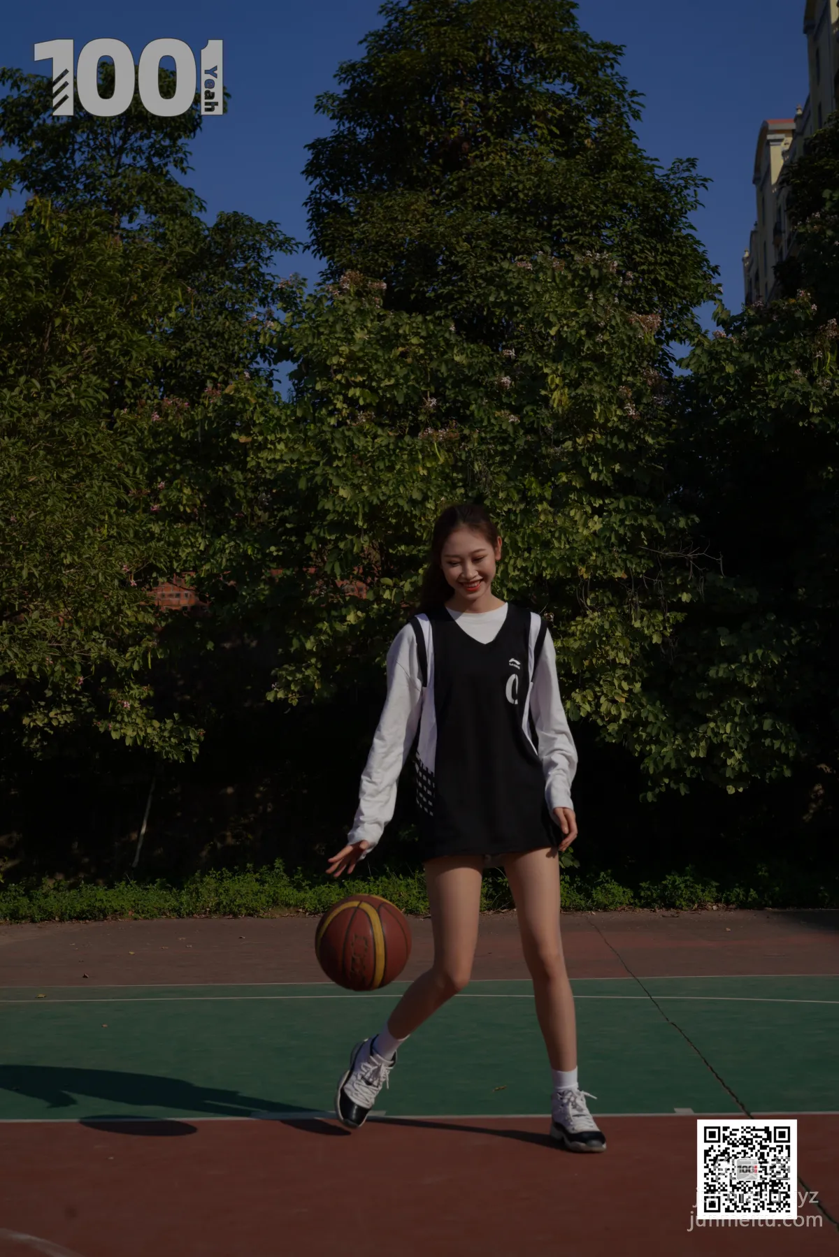 [IESS異思趣向] 一千零一夜 106 草莓《陪女朋友打籃球2》[90P] 65