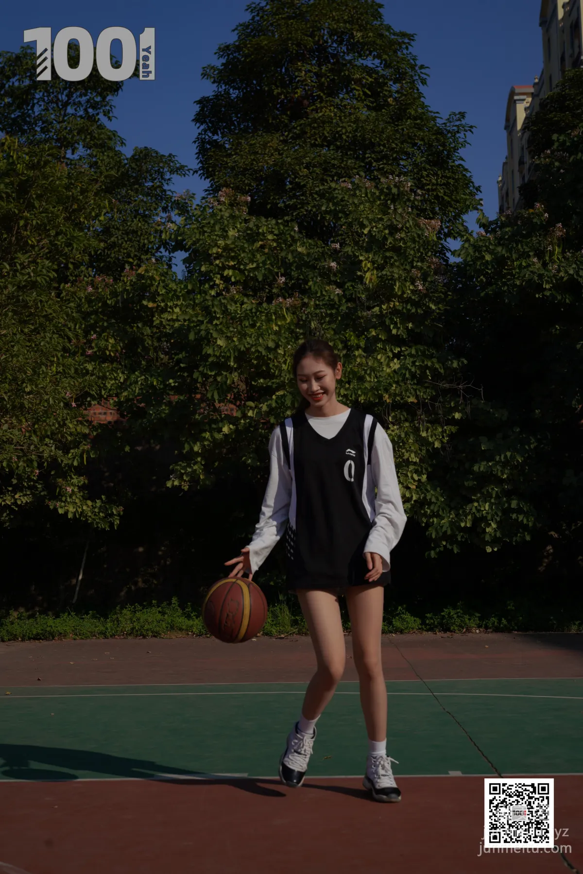 [IESS異思趣向] 一千零一夜 106 草莓《陪女朋友打籃球2》[90P] 66
