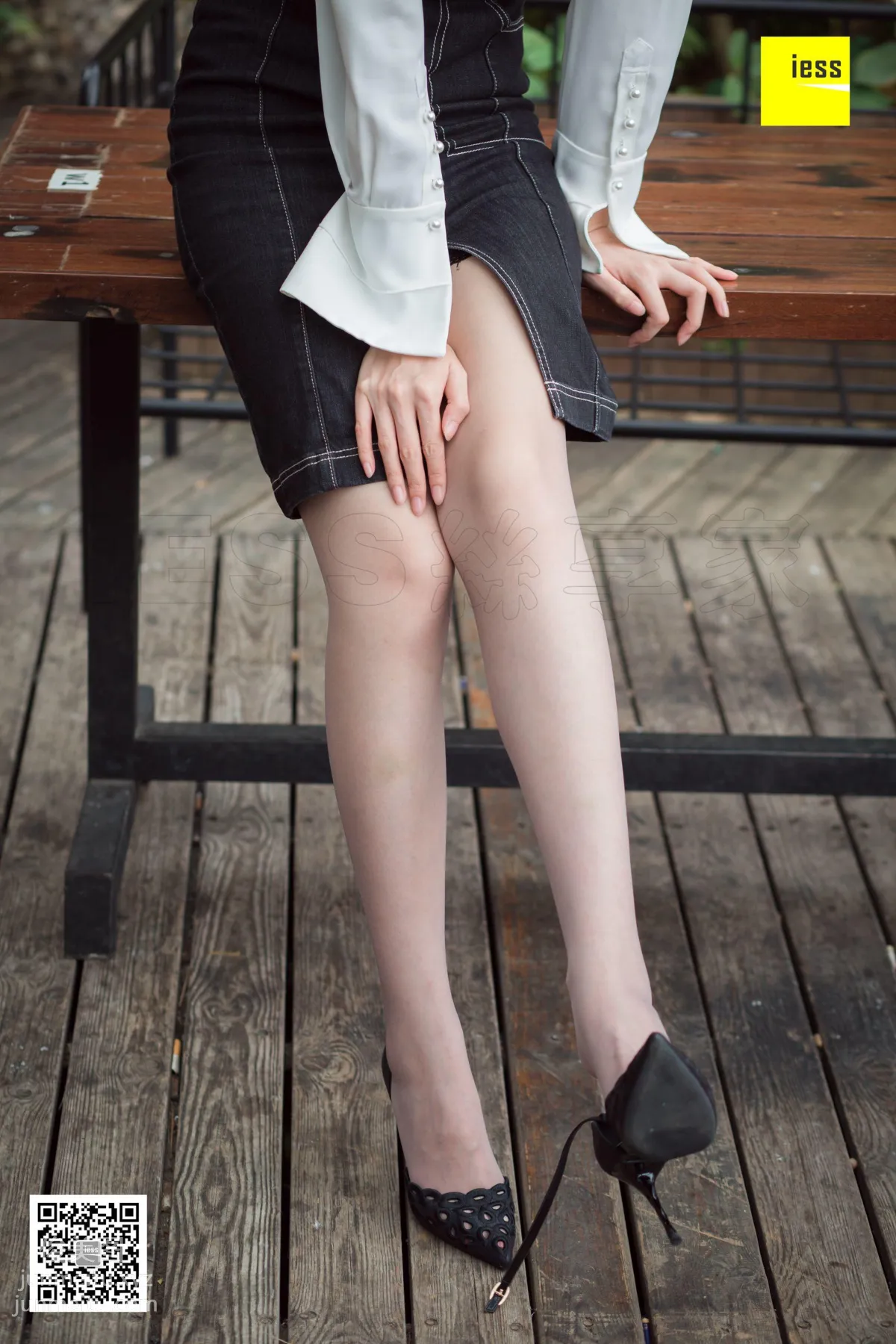 [IESS] 2018.12.17 Silk Enjoyer 382: Zi Zi's Intellectual Gray Stockings Zi Zi [90P] photo 64