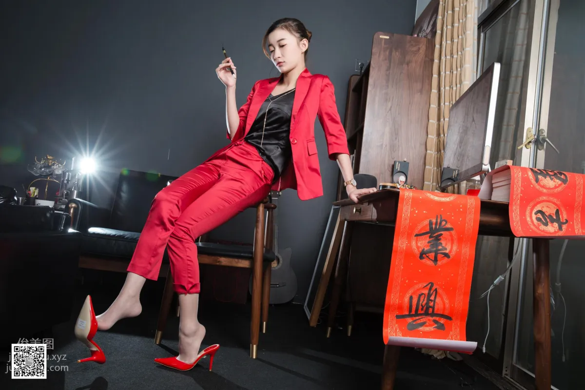 [IESS] 2019.02.06 Silk Enjoyer 415: Qiuqiu Congratulates the New Spring Qiuqiu [88P] photo 15