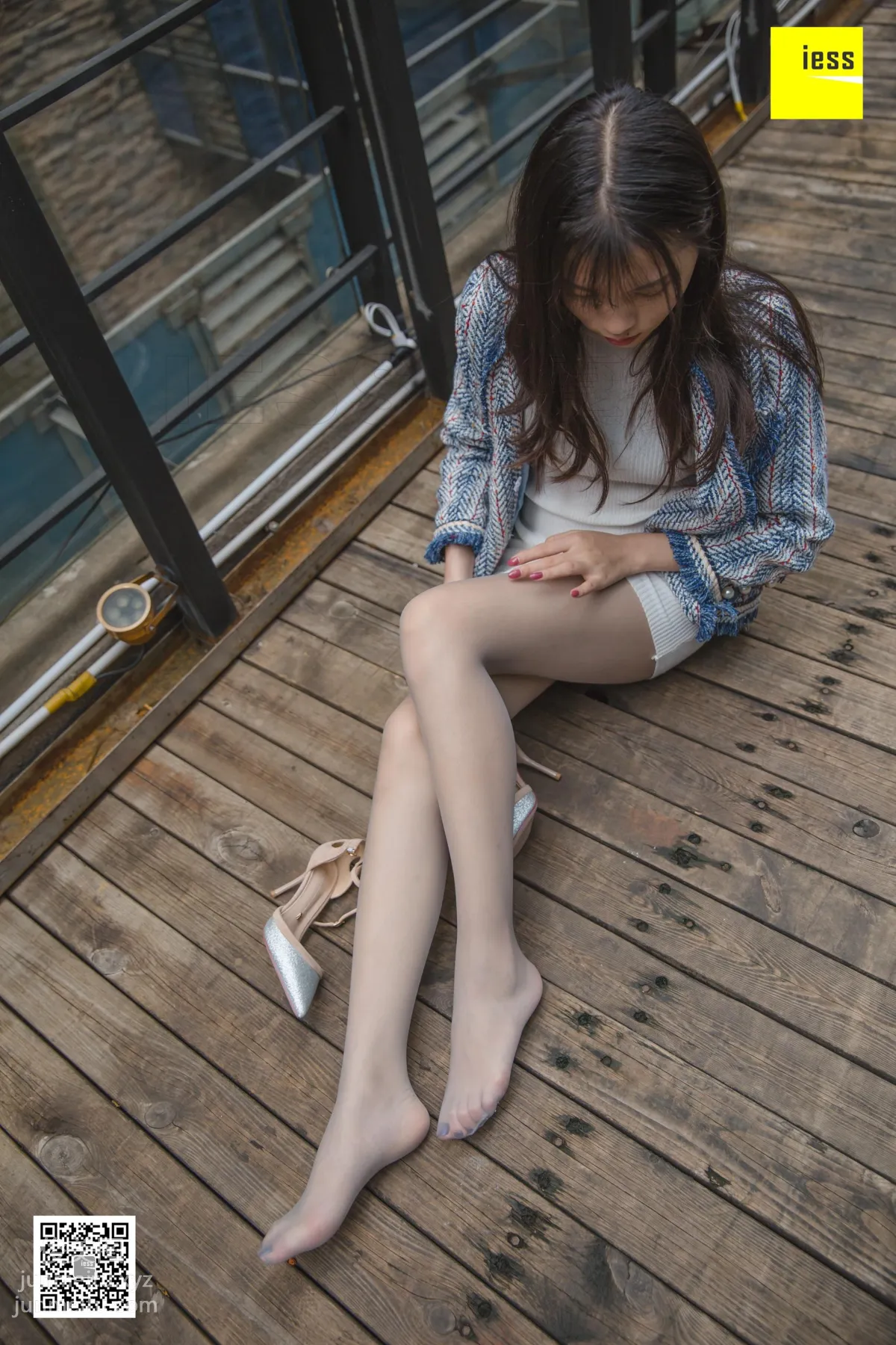 [IESS] 2019.03.05 Silk Enjoyer 435: Qiqi Little Chanel Style Street Snap Qiqi [90P] photo 41