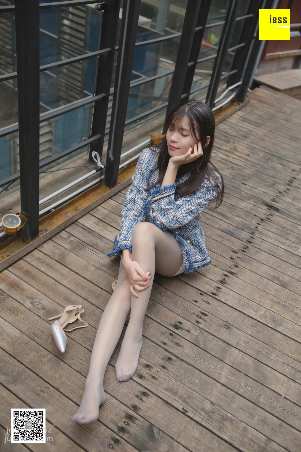 [IESS] 2019.03.05 Silk Enjoyer 435: Qiqi Little Chanel Style Street Snap Qiqi [90P] photo 44