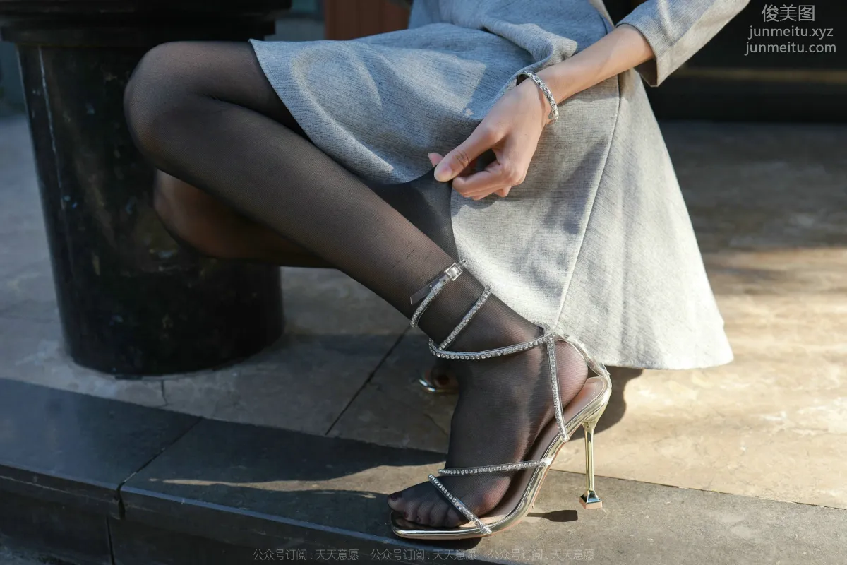 [IESS] 2022.02.15 Silk Enjoyer 1005: Tuan Tuan, Black Stocking Thoughts Under the Warm Sun [92P] photo 6