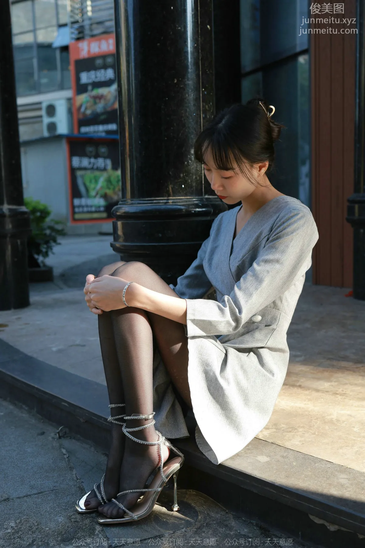 [IESS] 2022.02.15 Silk Enjoyer 1005: Tuan Tuan, Black Stocking Thoughts Under the Warm Sun [92P] photo 27