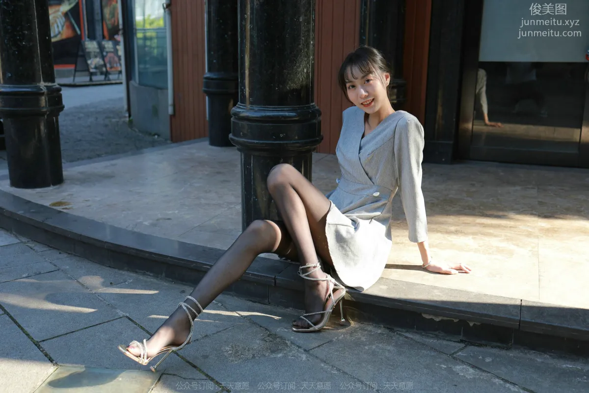 [IESS] 2022.02.15 Silk Enjoyer 1005: Tuan Tuan, Black Stocking Thoughts Under the Warm Sun [92P] photo 33