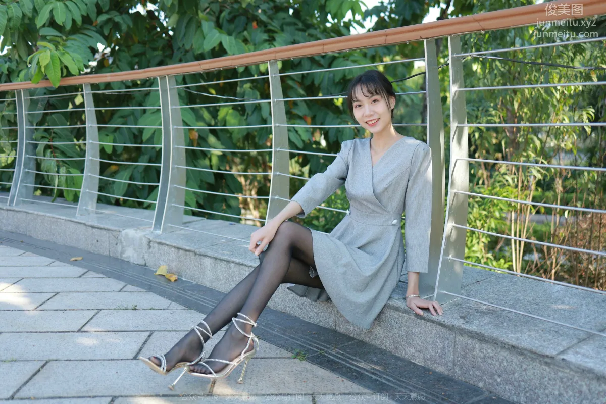 [IESS] 2022.02.15 Silk Enjoyer 1005: Tuan Tuan, Black Stocking Thoughts Under the Warm Sun [92P] photo 67