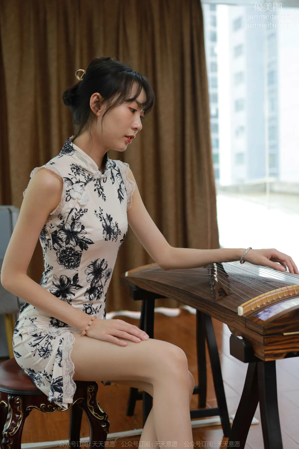 [IESS] 2022.02.20 Silk Enjoyer 1008: Tuan Tuan, Long-Legged Beauty Skilled at the Zither [98P] photo 45