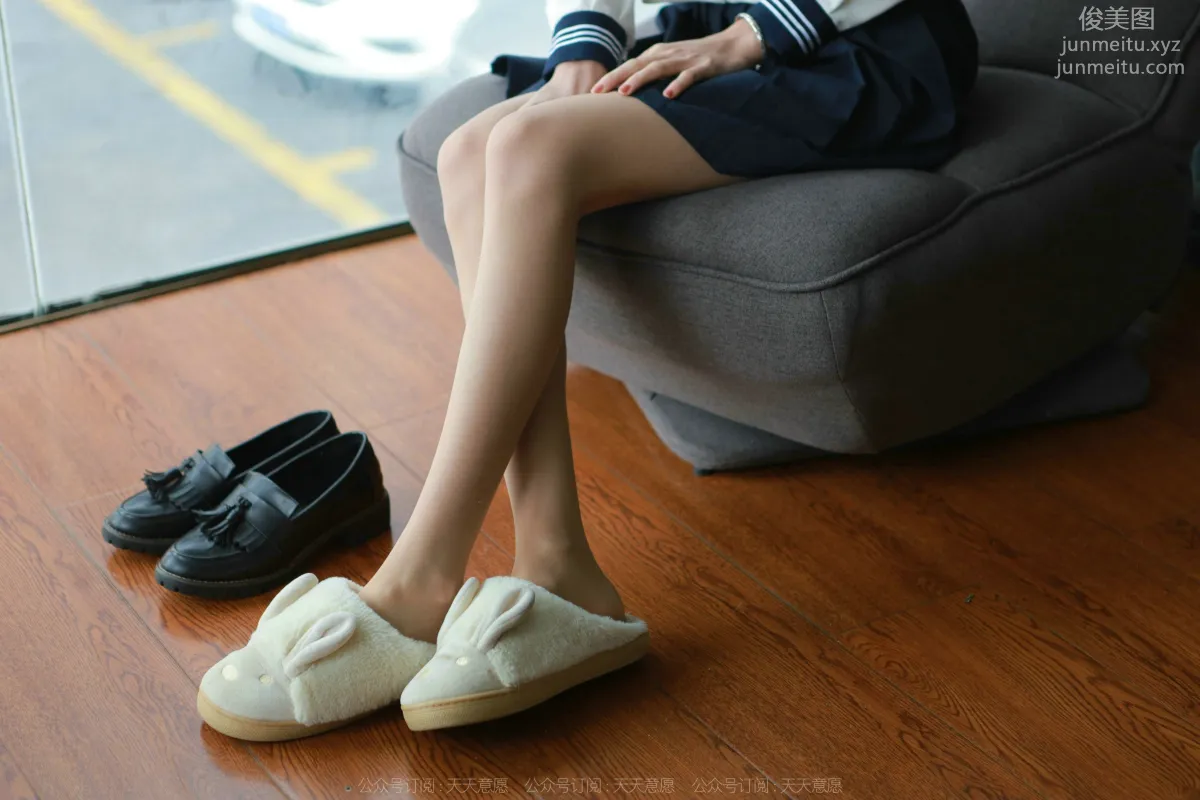[IESS] 2022.03.03 Silk Enjoyer 1018: Tuan Tuan, Cute JK Outfit [82P] photo 2