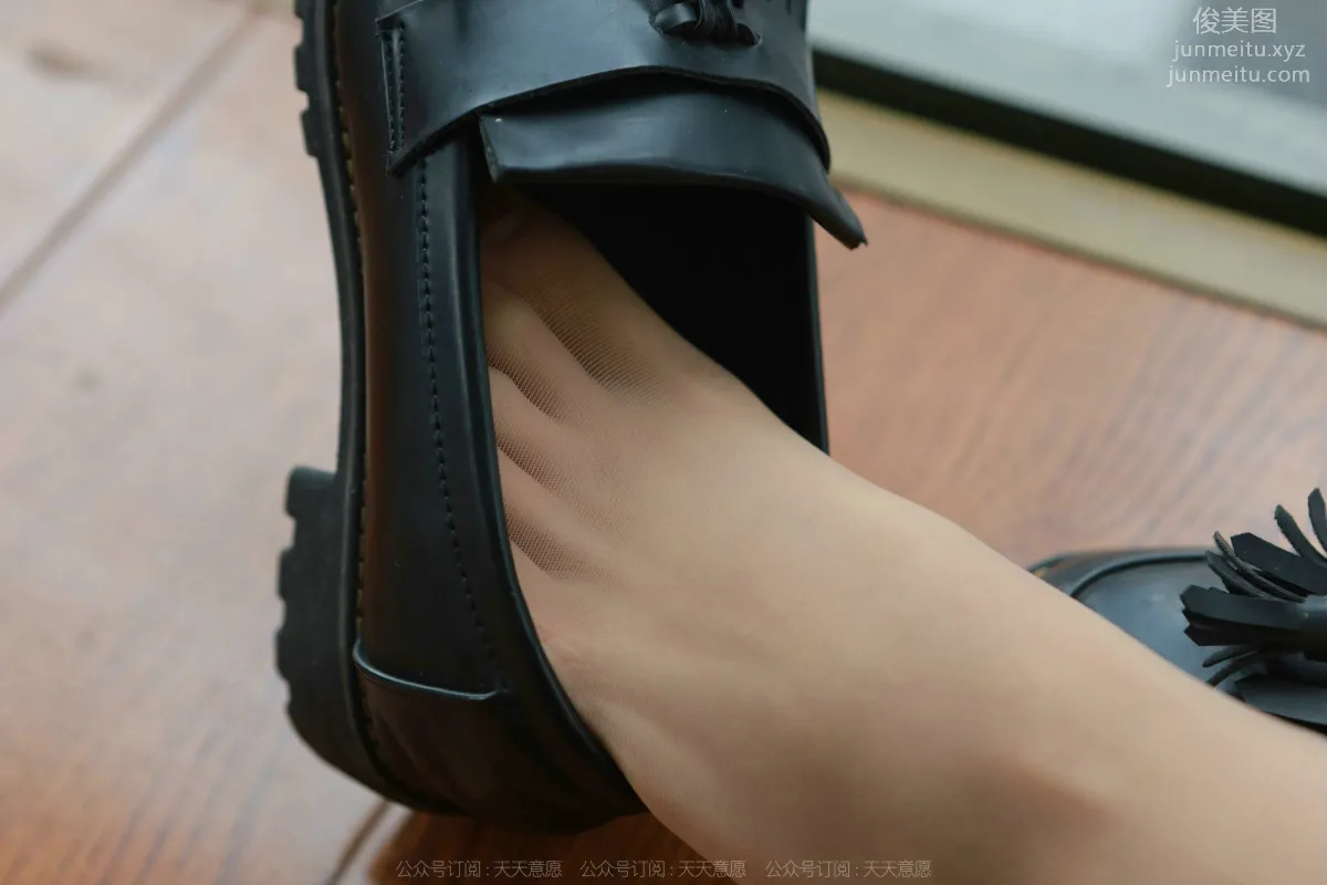[IESS] 2022.03.03 Silk Enjoyer 1018: Tuan Tuan, Cute JK Outfit [82P] photo 60