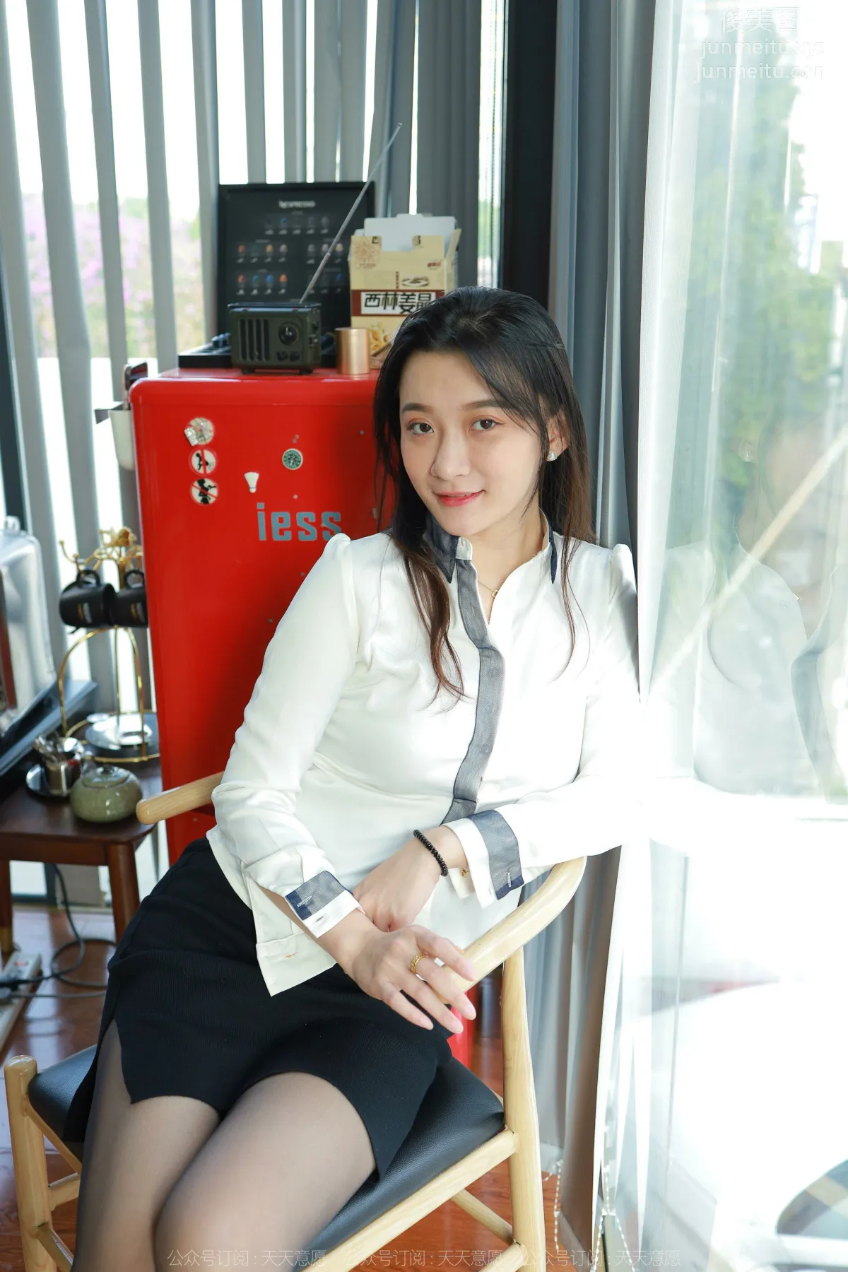 [IESS] 2022.03.04 Silk Enjoyer 1019: IESS Qiuqiu, Female Secretary [97P] photo 5