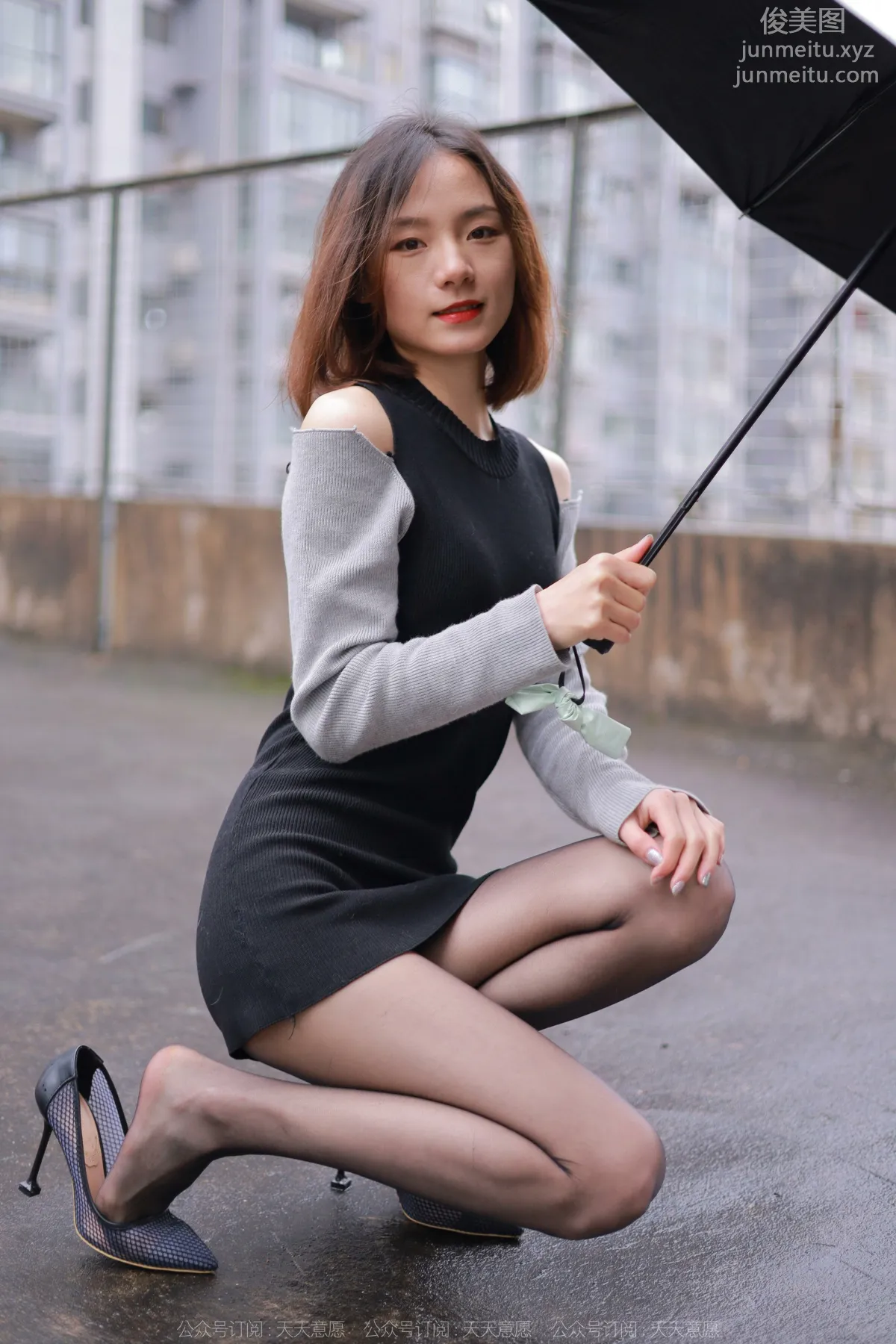 [IESS] 2022.04.06 Silk Enjoyer 1051: Xiao Liu, Black Stockings in the Rain photo 68