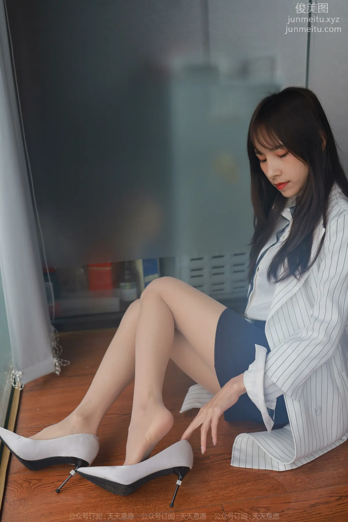 [IESS] 2022.04.13 Silk Enjoyer 1058: Mei Zi, Charming Bodycon Dress photo 36